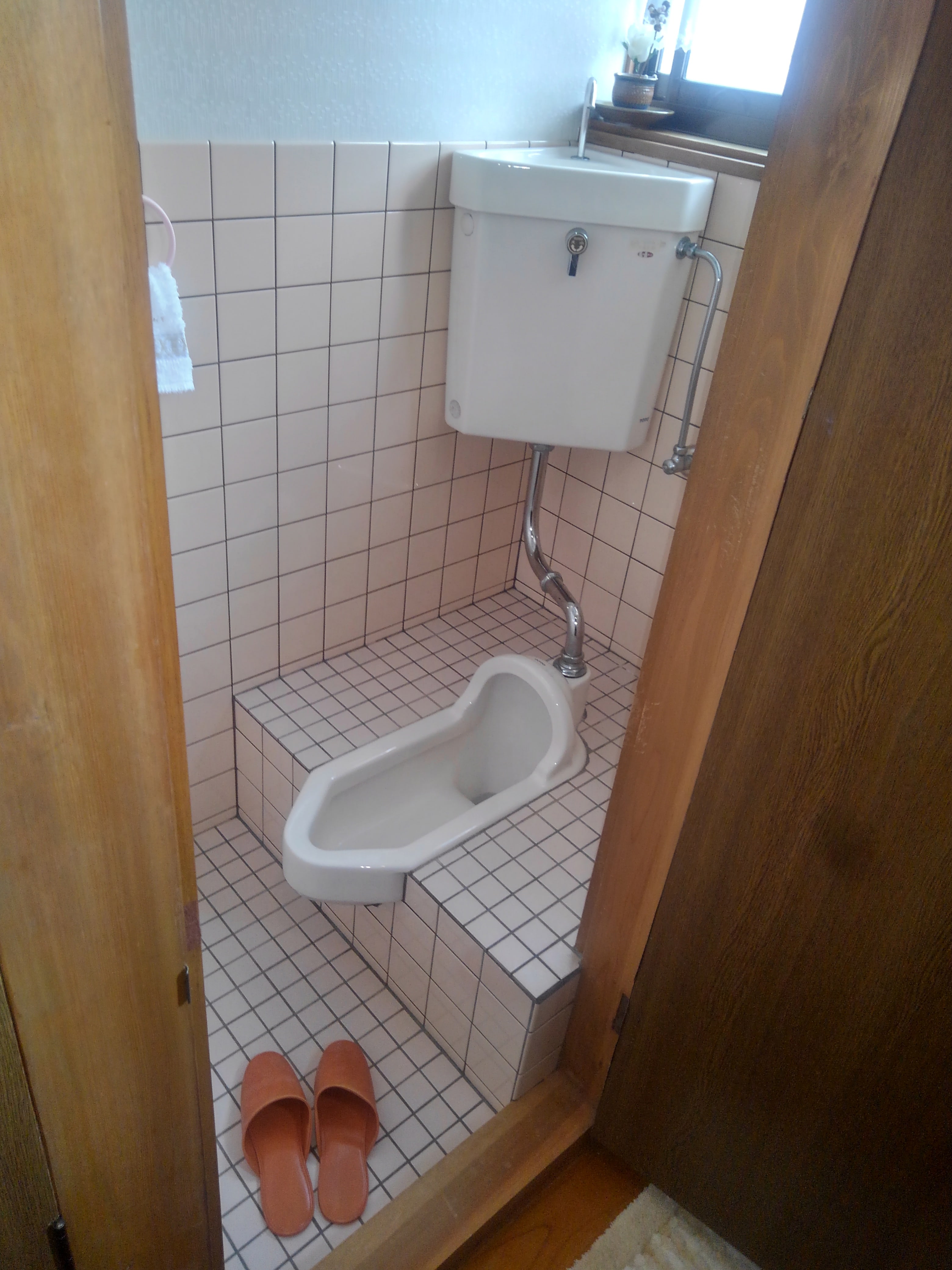 トイレ改修工事をされた 新潟市東区T様 新潟市・上越市で安い水廻りリフォーム業者｜リフォームアウトレット