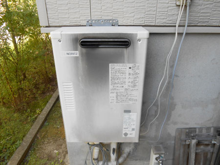 屋外壁掛給湯器交換工事をされた　新潟市江南区N様　リフォーム