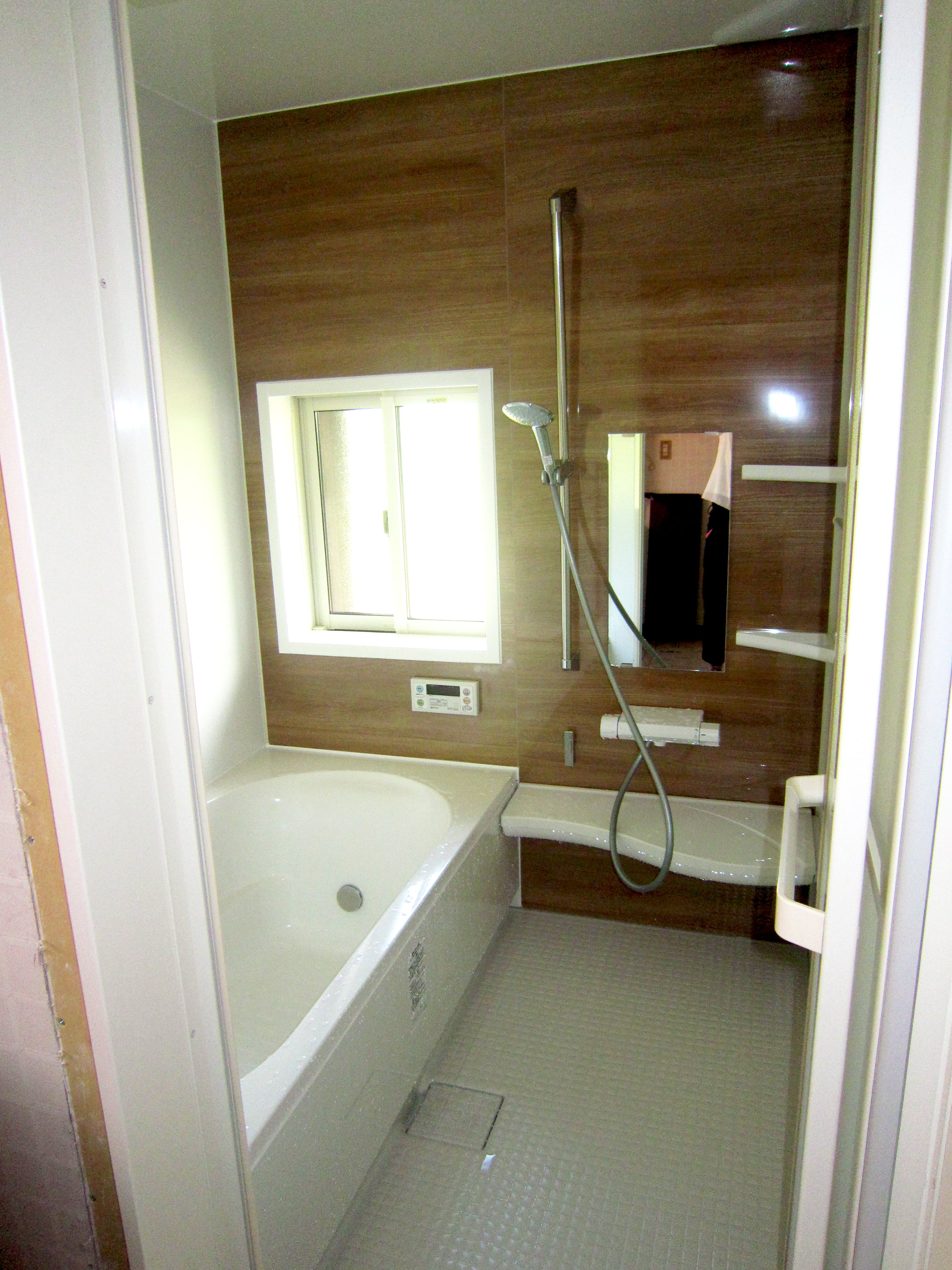 浴室改修 給湯器交換工事をされた　新潟市北区U様　リフォーム