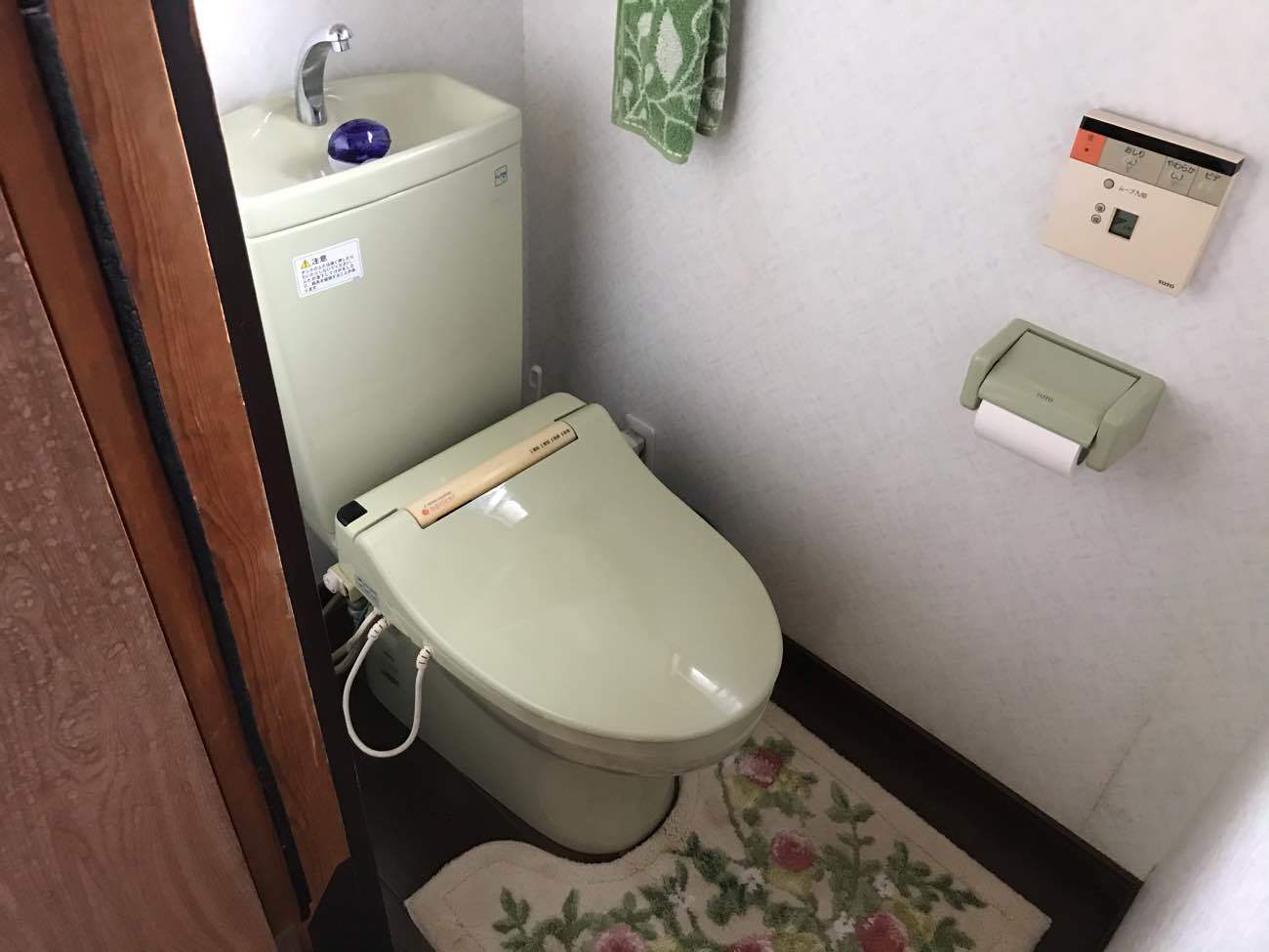 トイレリフォーム前