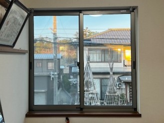 内付けサッシ取付工事をされた　上越市H様　リフォーム